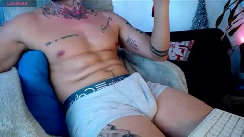 Snapshot of monnojones chatting on 12-07-24, 10:06 monnojones online show from 12-07-24, 10:06