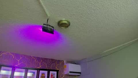   online show from 01-07-26, 04:04