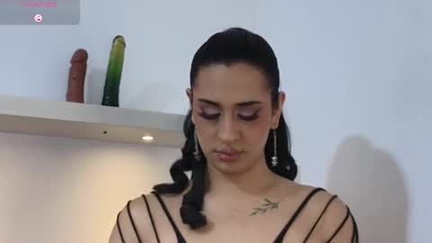 Monserrat Salvatore online show from 03-02-25, 04:50