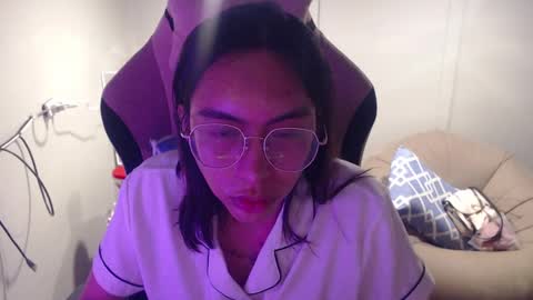 ELYSE A SIMPLE GIRL online show from 01-30-25, 06:32