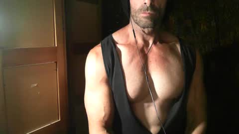 Snapshot of monsterdildos chatting on 12-14-24, 10:45 monsterdildos online show from 12-14-24, 10:45
