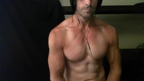Snapshot of monsterdildos chatting on 01-11-25, 11:35 monsterdildos online show from 01-11-25, 11:35