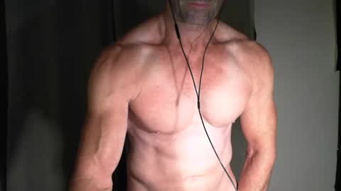 Snapshot of monsterdildos chatting on 09-13-25, 08:58 monsterdildos online show from 09-13-25, 08:58