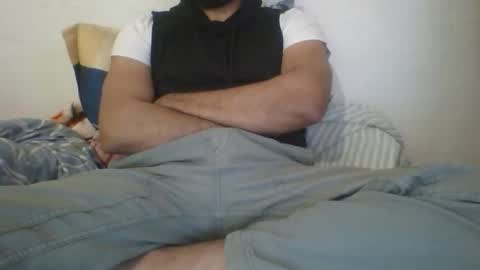 Snapshot of monsterr2209 chatting on 09-24-25, 02:42 monsterr2209 online show from 09-24-25, 02:42