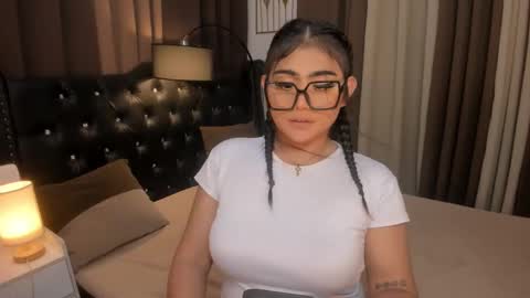 Snapshot of monstrouscockdivaontop chatting on 12-15-24, 12:49 Ruthie online show from 12-15-24, 12:49