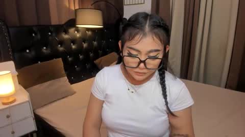 Snapshot of monstrouscockdivaontop chatting on 01-04-25, 10:27 Ruthie online show from 01-04-25, 10:27