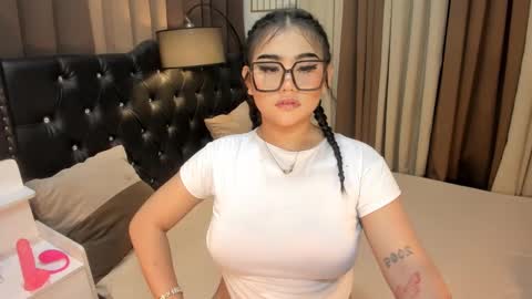 Snapshot of monstrouscockdivaontop chatting on 02-17-25, 02:48 Ruthie online show from 02-17-25, 02:48