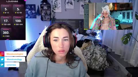 Snapshot of monstrumologist chatting on 12-19-24, 03:29 Lydia Mooney online show from 12-19-24, 03:29