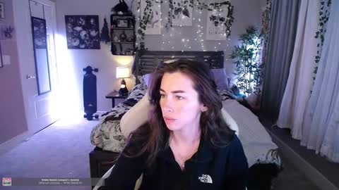 Snapshot of monstrumologist chatting on 12-31-24, 12:32 Lydia Mooney online show from 12-31-24, 12:32