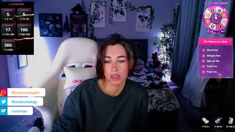 Snapshot of monstrumologist chatting on 02-06-25, 01:16 Lydia Mooney online show from 02-06-25, 01:16