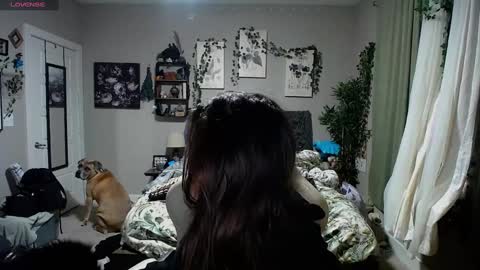 Snapshot of monstrumologist chatting on 03-06-25, 01:16 Lydia Mooney online show from 03-06-25, 01:16