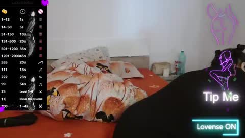 Monse online show from 02-17-25, 07:15