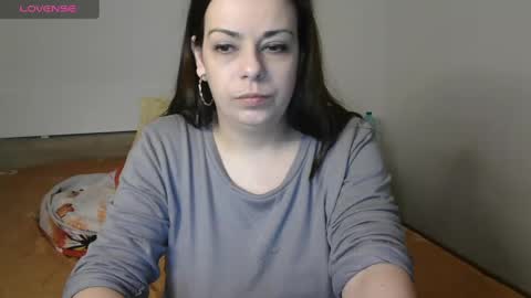 Monse online show from 02-18-25, 10:47