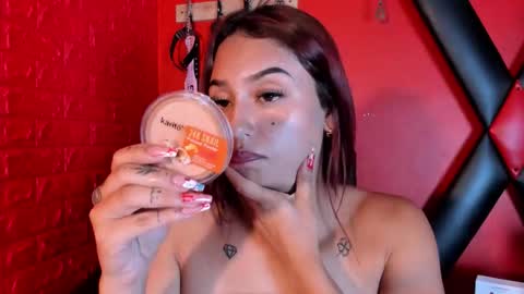 Snapshot of monttserratt chatting on 10-17-25, 08:11 Monttserratt online show from 10-17-25, 08:11