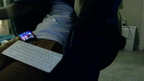 Snapshot of montydxxx2 chatting on 10-31-25, 09:32 montydxxx2 online show from 10-31-25, 09:32