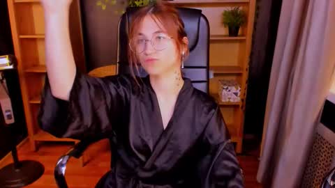 Katrin online show from 09-28-25, 07:19