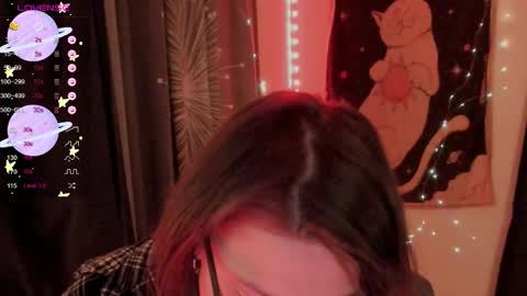 Snapshot of moon__girl chatting on 03-10-26, 05:18 Roxy online show from 03-10-26, 05:18