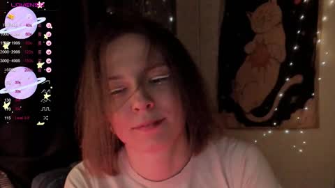 Snapshot of moon__girl chatting on 03-18-26, 08:12 Roxy online show from 03-18-26, 08:12