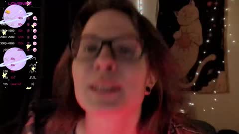 Snapshot of moon__girl chatting on 03-24-26, 07:52 Roxy online show from 03-24-26, 07:52