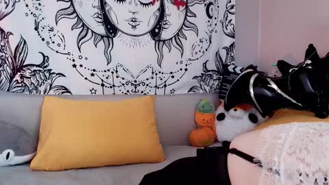 Alice online show from 10-21-25, 08:04