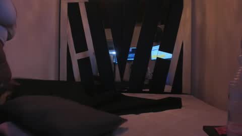 Luna  online show from 03-07-25, 01:09