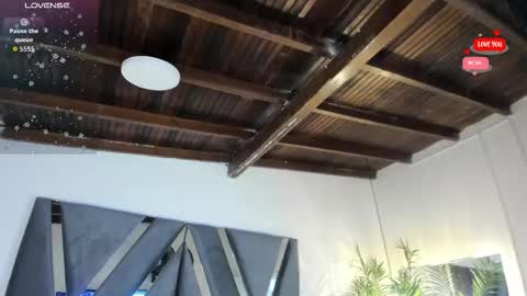 Luna  online show from 12-17-25, 06:14