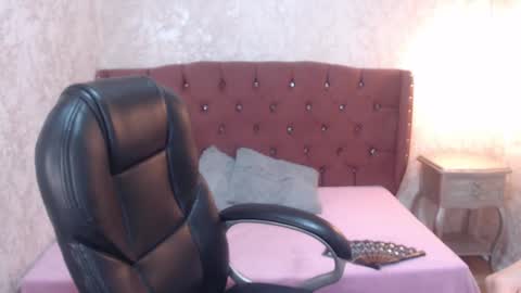 Charlotte online show from 02-15-25, 12:04