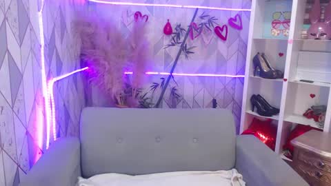 Charlotte online show from 09-22-25, 04:09