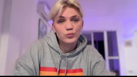 moonflamek online show from 02-21-26, 06:31