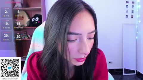 Snapshot of moonlady_ chatting on 01-13-25, 09:52 MOON online show from 01-13-25, 09:52