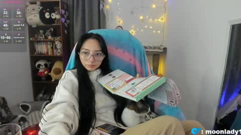 MOON  online show from 03-31-26, 02:24