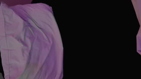 Snapshot of moonless_joy chatting on 02-14-26, 12:40 Moonless online show from 02-14-26, 12:40