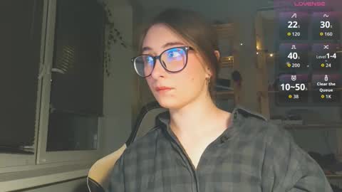 Snapshot of moonlight__lovers chatting on 11-08-25, 04:07 Dana online show from 11-08-25, 04:07