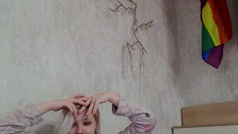 Snapshot of moonlight_mia chatting on 02-28-25, 06:52 Mia   online show from 02-28-25, 06:52