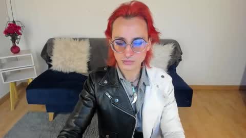 Moon online show from 11-15-25, 09:32