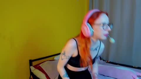 Snapshot of moonscarr chatting on 02-15-26, 03:20 Coraline online show from 02-15-26, 03:20