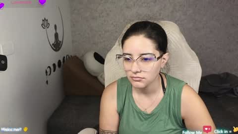 Moon Woman online show from 02-05-25, 02:08