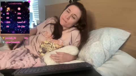 Snapshot of moorgasm3437 chatting on 03-24-26, 02:44 Double temptations online show from 03-24-26, 02:44