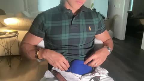 mora594574 online show from 10-20-25, 09:59