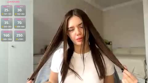 Fleyva online show from 10-17-25, 06:27