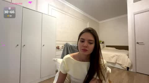 Fleyva online show from 10-19-25, 04:24