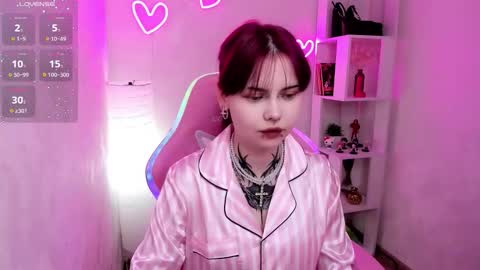 Morana online show from 11-22-25, 01:59