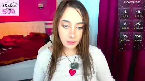 Snapshot of moranakit chatting on 11-11-25, 08:25 Morana Mayer online show from 11-11-25, 08:25