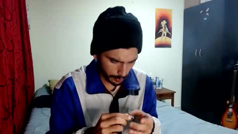 Abelardo online show from 12-22-24, 04:06