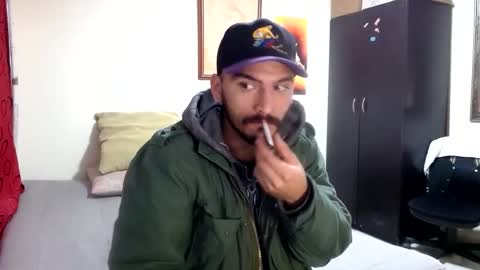 Abelardo online show from 01-06-25, 02:04