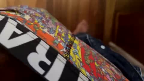 Me online show from 10-19-25, 06:03