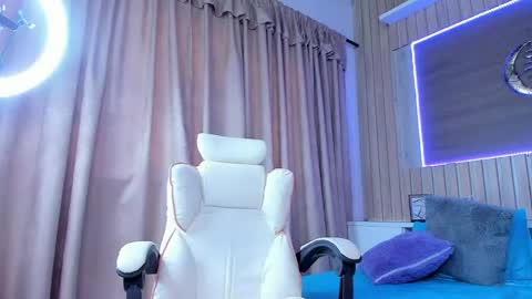 Morene  online show from 04-04-26, 08:06