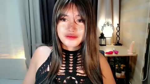 Snapshot of morenaaries12 chatting on 10-10-25, 10:14 MIA online show from 10-10-25, 10:14