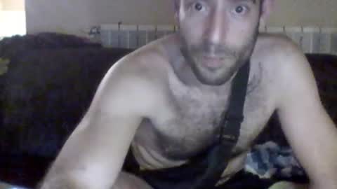 Snapshot of morenikoo26 chatting on 09-19-25, 08:27 morenikoo26 online show from 09-19-25, 08:27