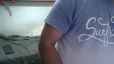 Snapshot of morenoch19 chatting on 10-07-25, 07:00 alejo online show from 10-07-25, 07:00